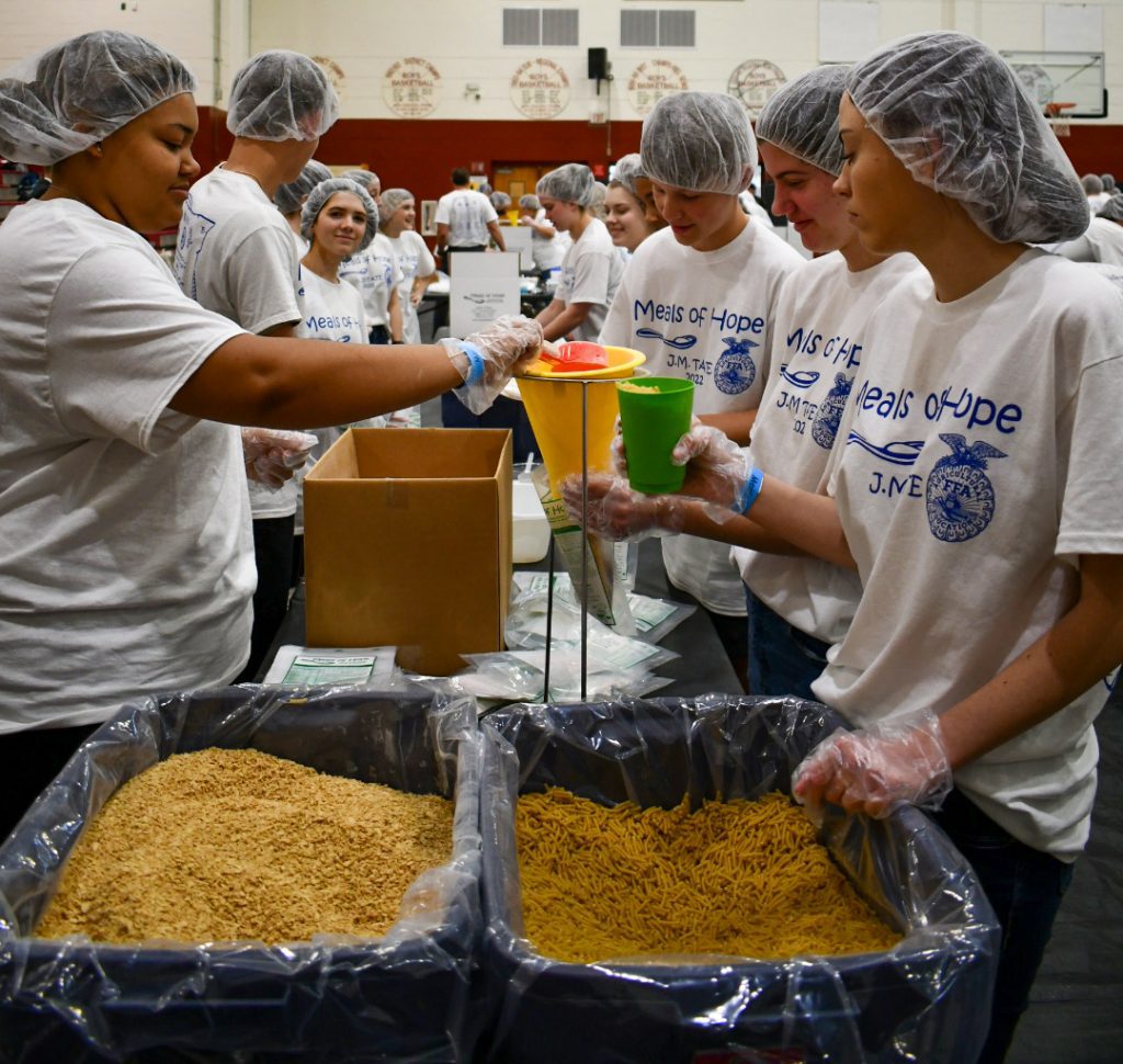 how to start a food pantry business